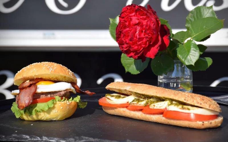 MÈRE ET FILS BURGER