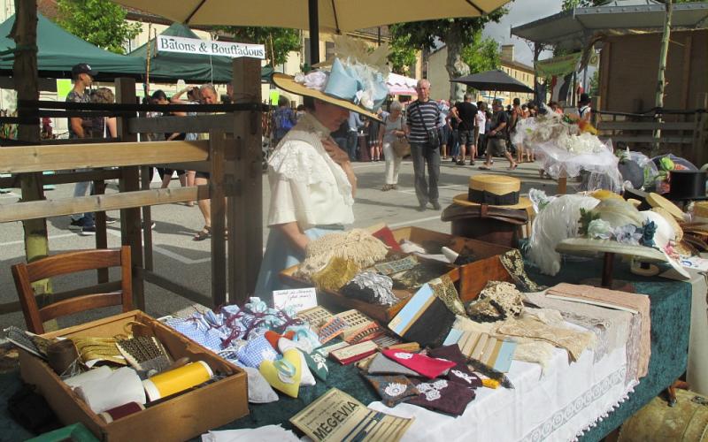 BROCANTE ET VIDE-GRENIER